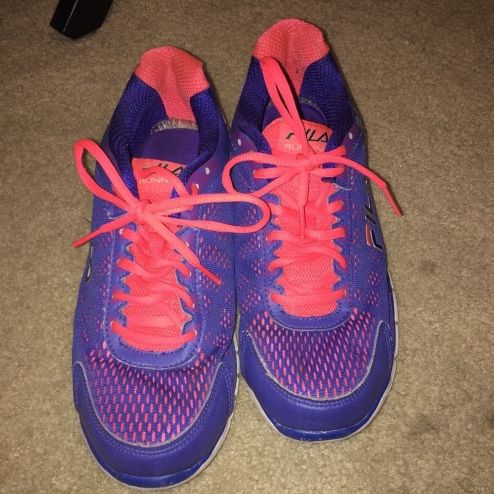 Women’s sneakers